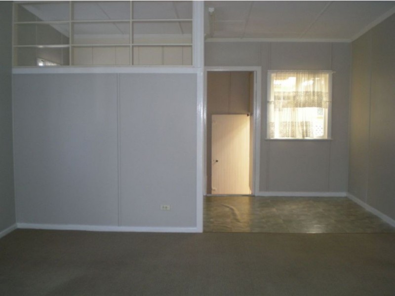 28 Weaber Street, Clontarf QLD 4019