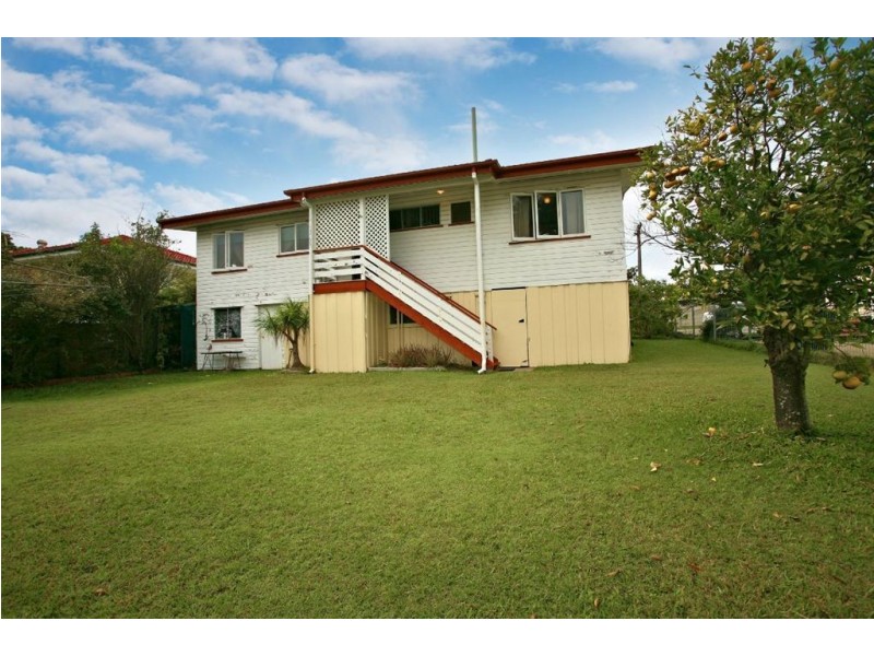 12 Esperanto Street, Redcliffe QLD 4020