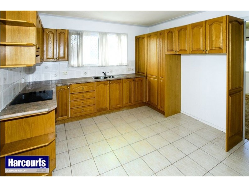 4 Weaber Street, Clontarf QLD 4019