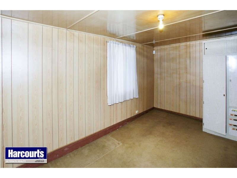 4 Weaber Street, Clontarf QLD 4019