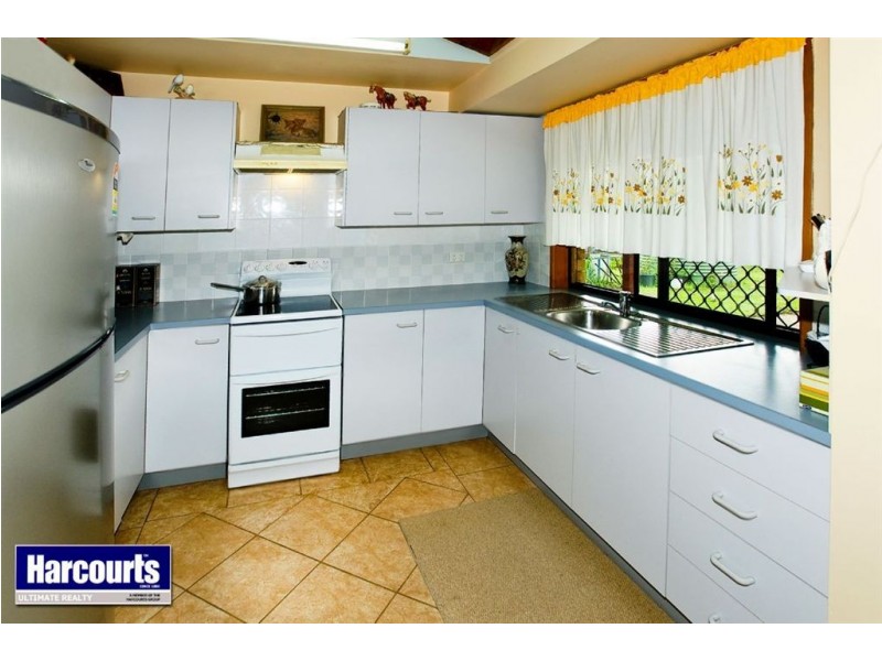 6 Arafura Court, Kippa-ring QLD 4021