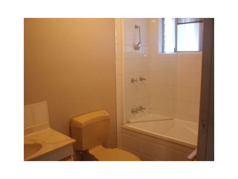 4/36 Grant Street, Redcliffe QLD 4020