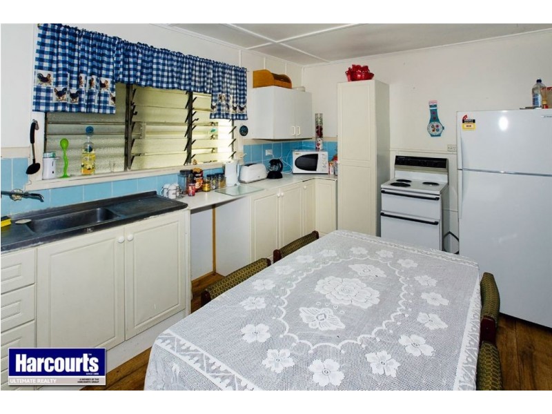 190 Scarborough Road, Scarborough QLD 4020