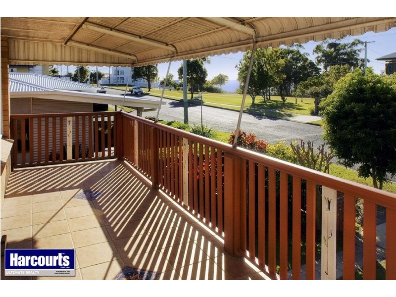 11 Ernest Street, Woody Point QLD 4019
