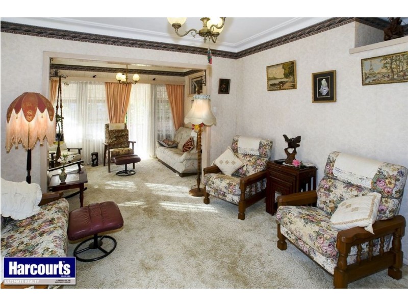 11 Ernest Street, Woody Point QLD 4019
