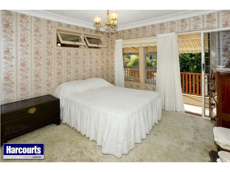 11 Ernest Street, Woody Point QLD 4019