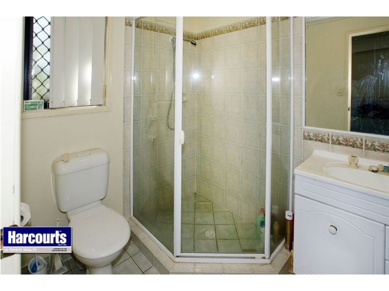 4B Adams Street, Scarborough QLD 4020