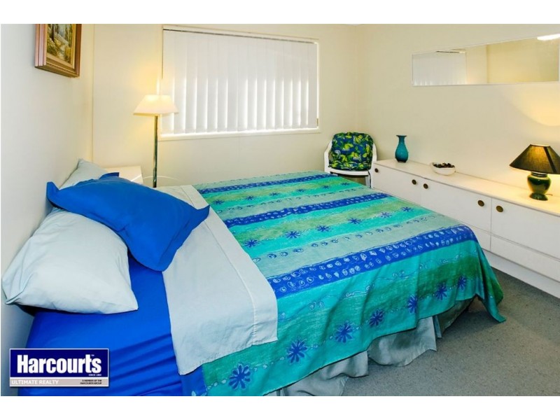 4B Adams Street, Scarborough QLD 4020