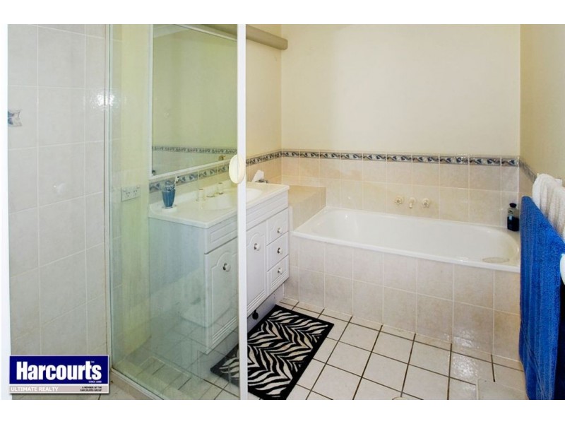 4B Adams Street, Scarborough QLD 4020