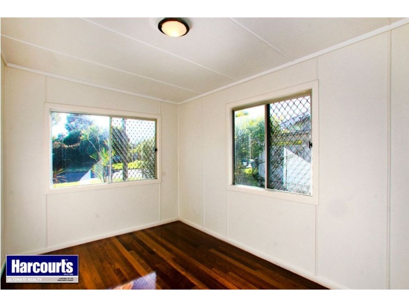 14 Kabura Street, Clontarf QLD 4019