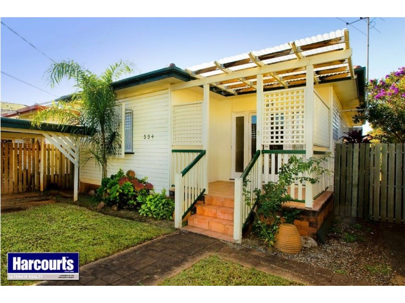 594 Oxley Avenue, Scarborough QLD 4020