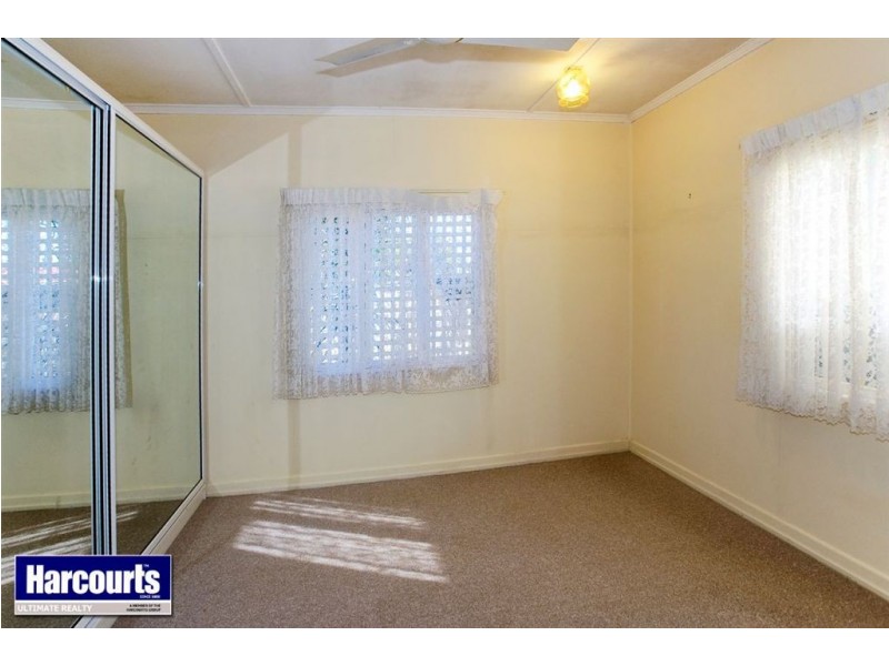 594 Oxley Avenue, Scarborough QLD 4020