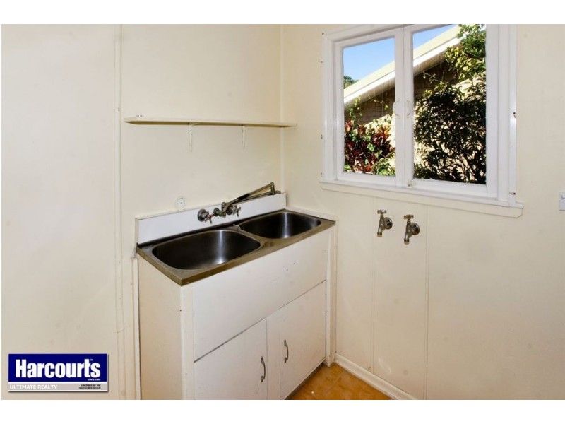 594 Oxley Avenue, Scarborough QLD 4020