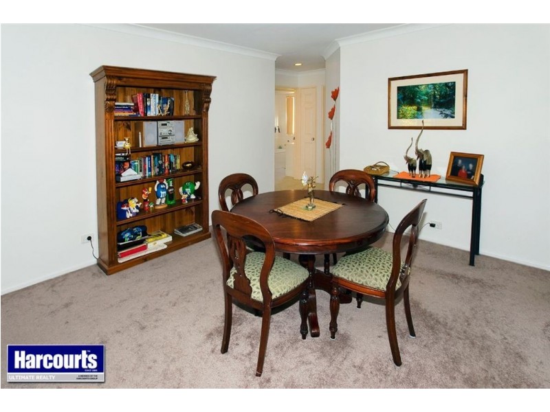 4/32 Silvyn Street, Redcliffe QLD 4020