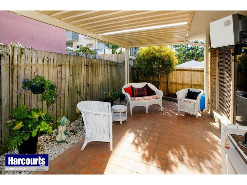 4/32 Silvyn Street, Redcliffe QLD 4020