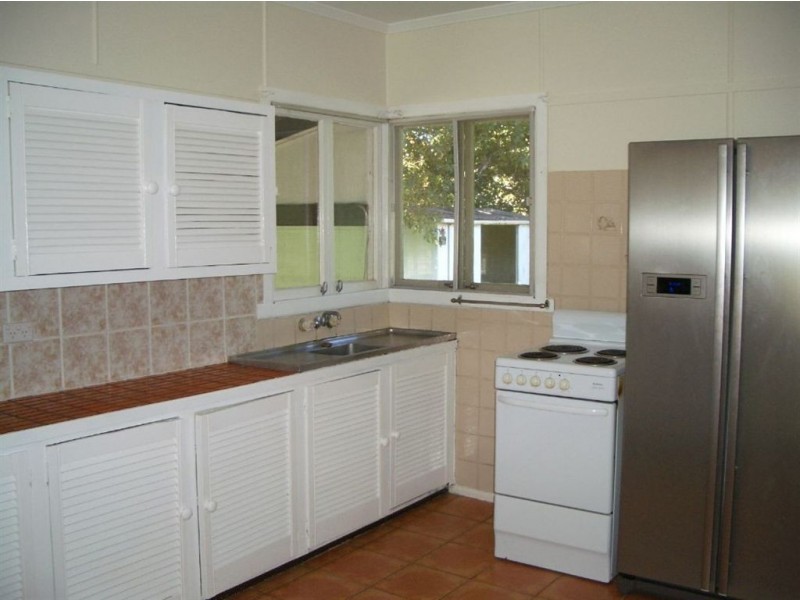 47 Higlett Street, Scarborough QLD 4020