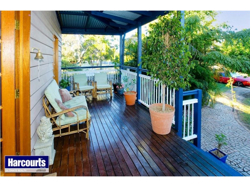 42 Henderson Road, Deagon QLD 4017