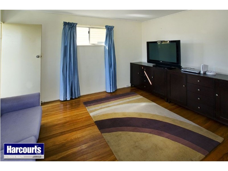 41 Frank Street, Scarborough QLD 4020