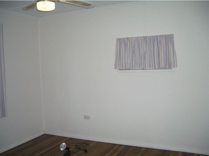 12 Hawthorne Street, Woody Point QLD 4019