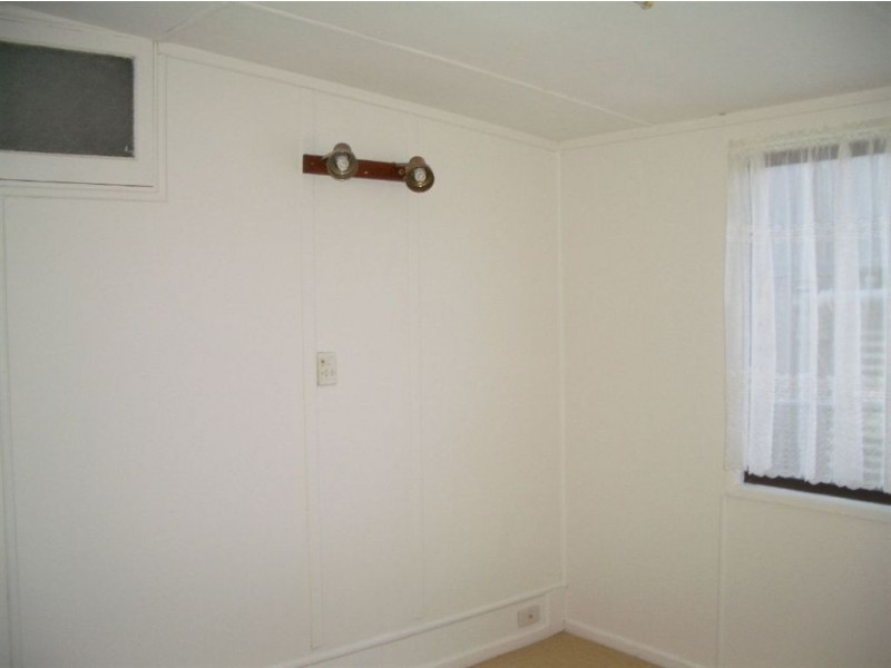 12 Hawthorne Street, Woody Point QLD 4019