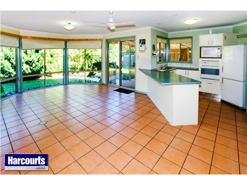 6 Mountainview Place, Glass House Mountains QLD 4518