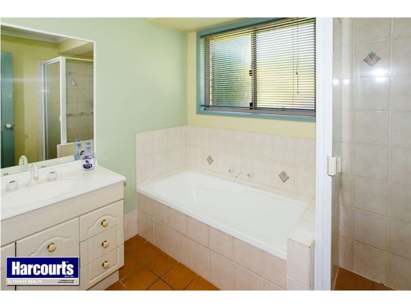 6 Mountainview Place, Glass House Mountains QLD 4518