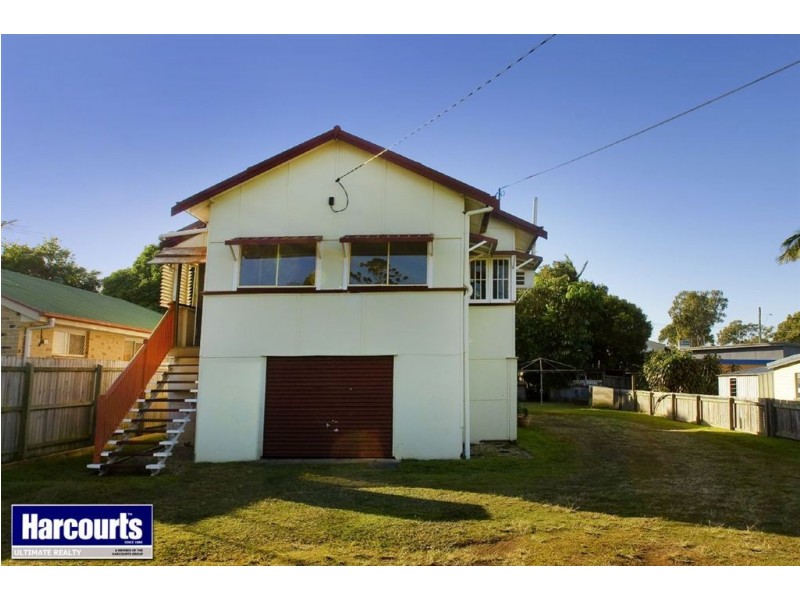 4 McLennan Street, Woody Point QLD 4019