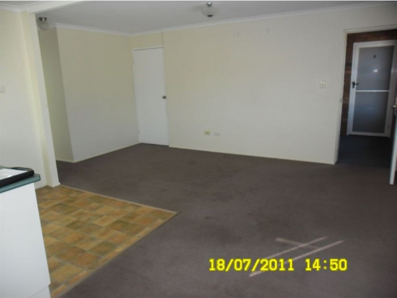 4/4 Warde Street, Scarborough QLD 4020