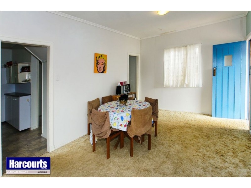 15 Griffith Road, Scarborough QLD 4020