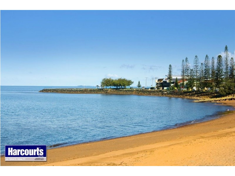 15 Griffith Road, Scarborough QLD 4020