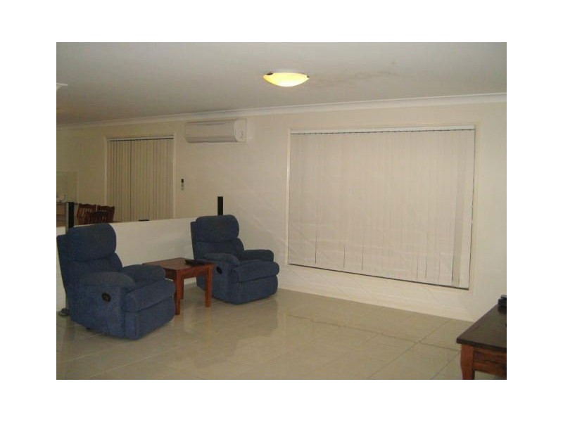 48 Maryborough Terrace, Scarborough QLD 4020