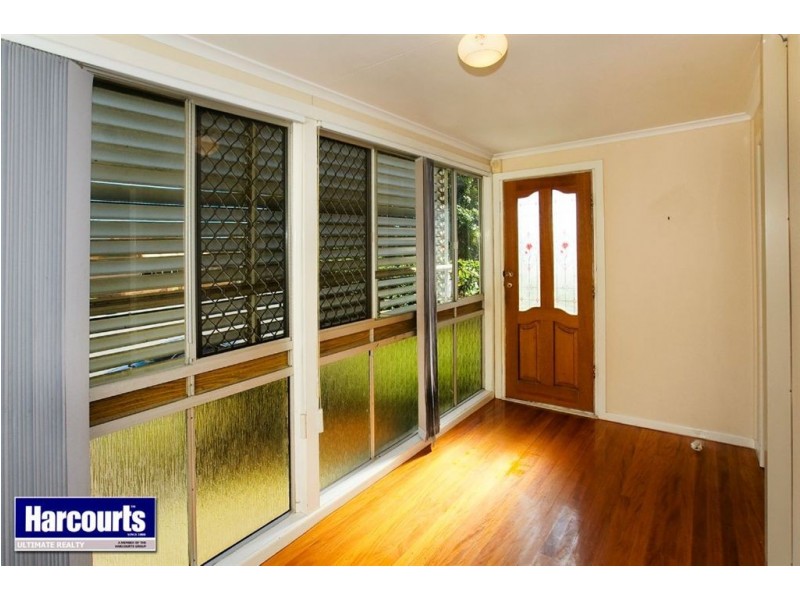 552 Oxley Avenue, Redcliffe QLD 4020