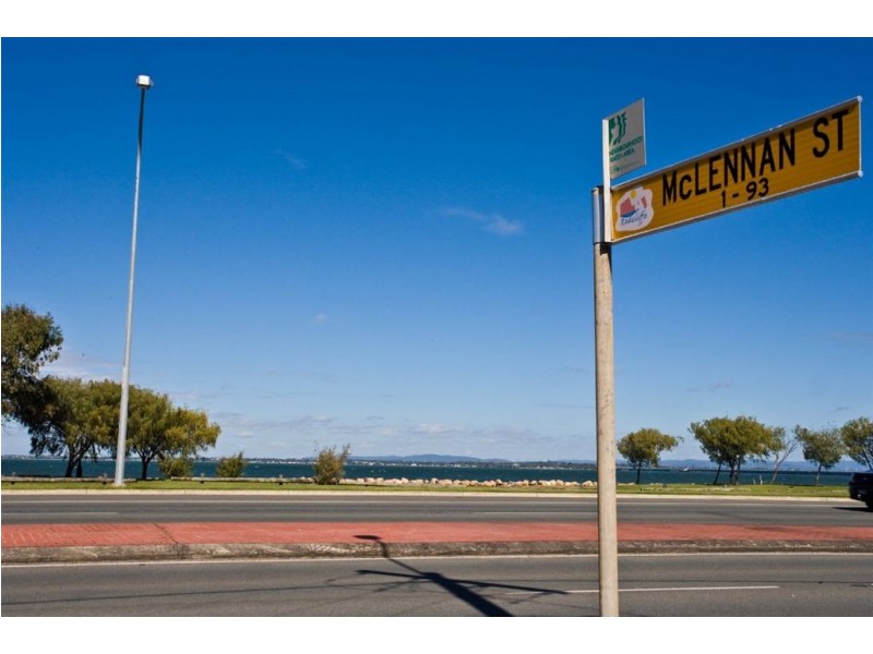 23 McLennan Street, Woody Point QLD 4019