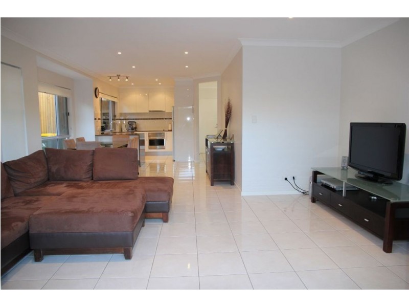 1/32 Bunton Street, Scarborough QLD 4020