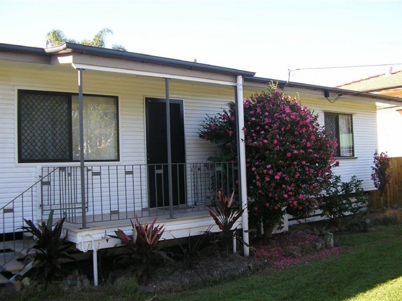 15 Kurrowah Crescent, Redcliffe QLD 4020