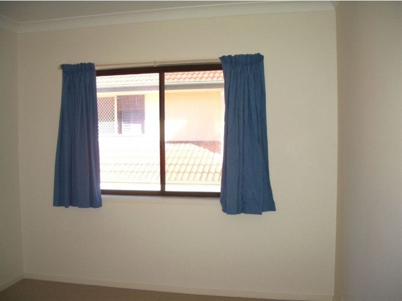 4/19 Downs Street, Redcliffe QLD 4020