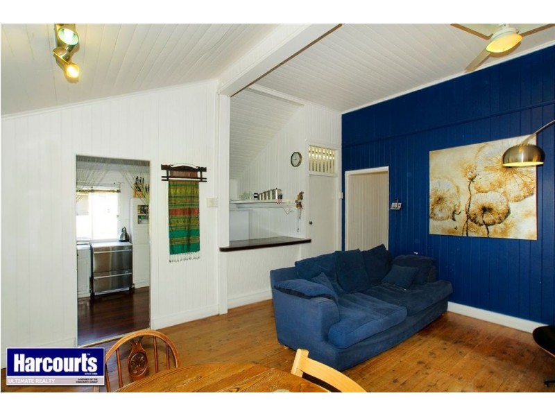 173 Rainbow St, Sandgate QLD 4017