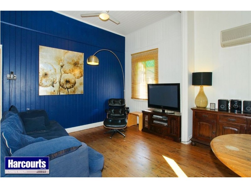 173 Rainbow St, Sandgate QLD 4017