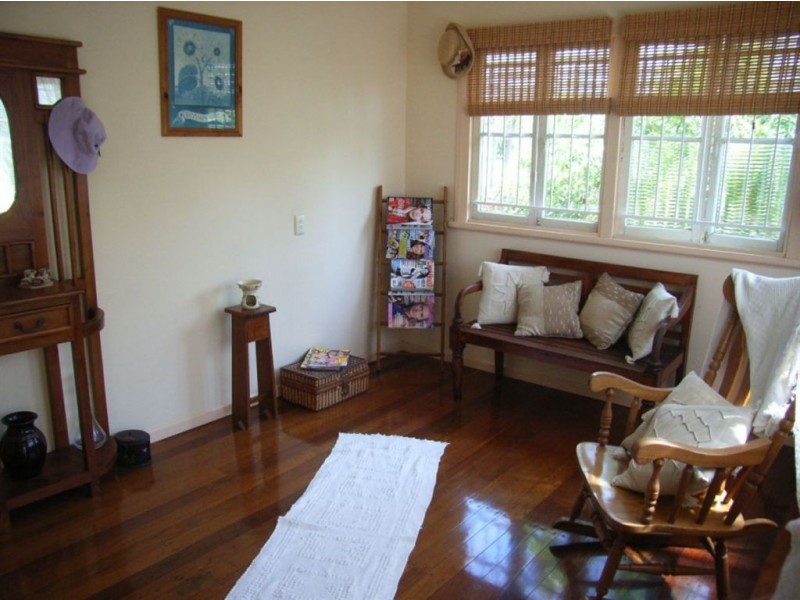 67 Sydney Street, Redcliffe QLD 4020