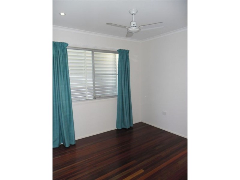 17 Ella Street, Redcliffe QLD 4020