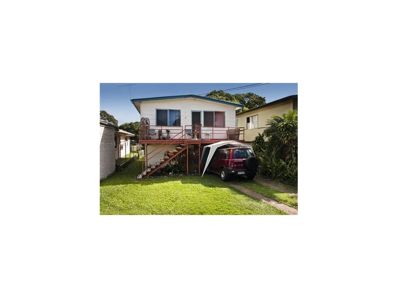 61 Donald Street, Woody Point QLD 4019
