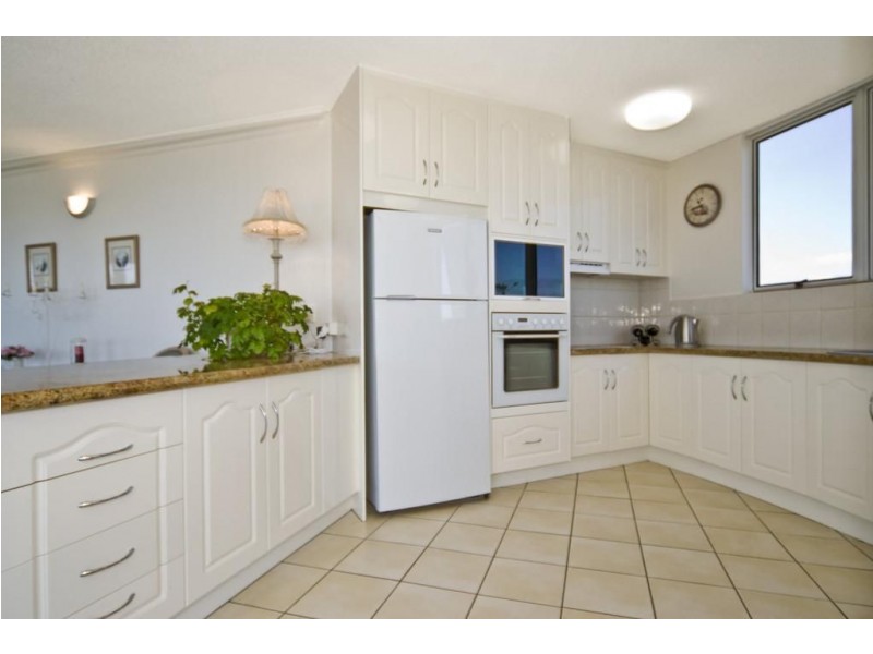 4/179 Landsborough Avenue, Scarborough QLD 4020