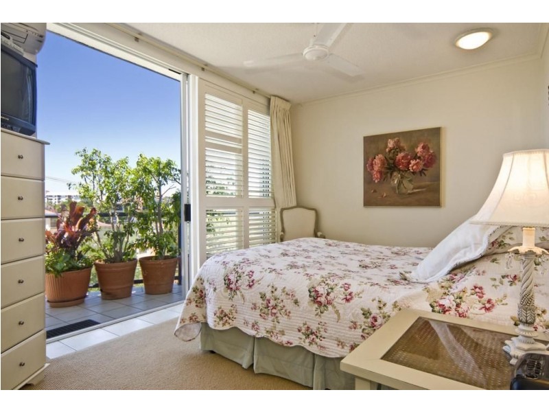 4/179 Landsborough Avenue, Scarborough QLD 4020
