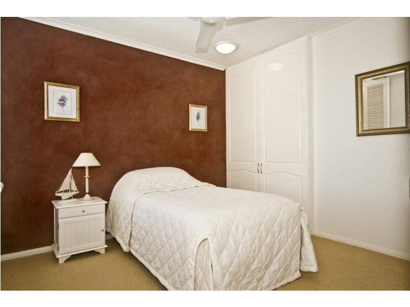 4/179 Landsborough Avenue, Scarborough QLD 4020