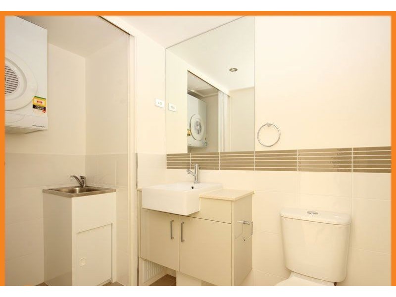 1/12 Portwood Street, Redcliffe QLD 4020