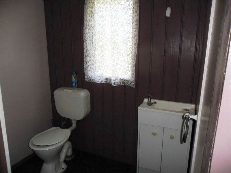 37 Robertson Ave, Margate QLD 4019