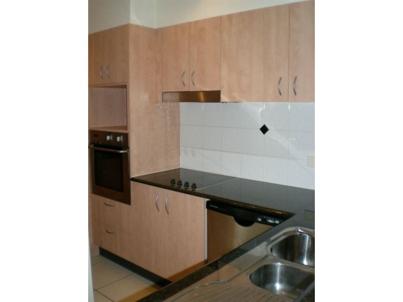 4/72 Sutton Street, Redcliffe QLD 4020