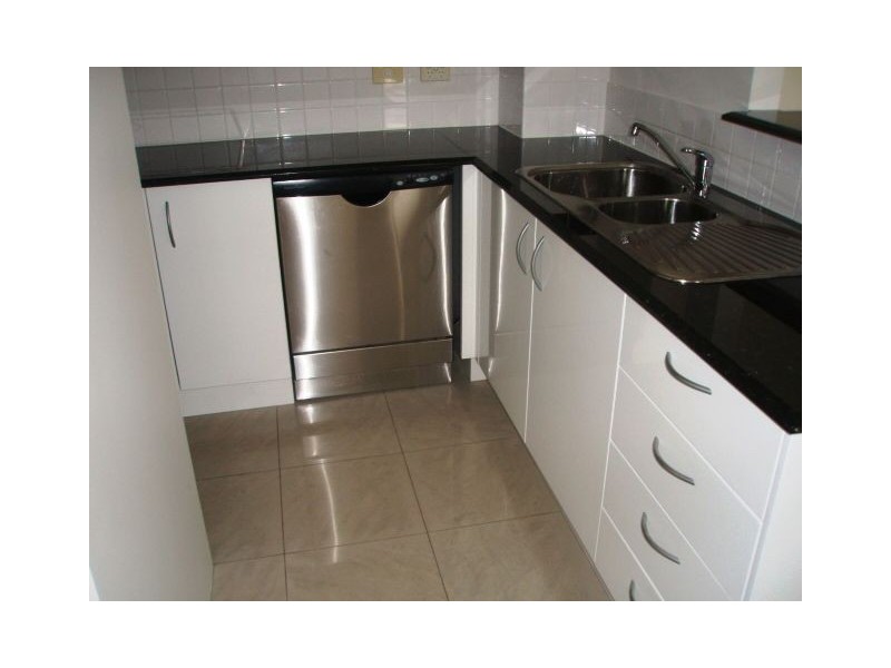 10/72 Sutton Street, Redcliffe QLD 4020