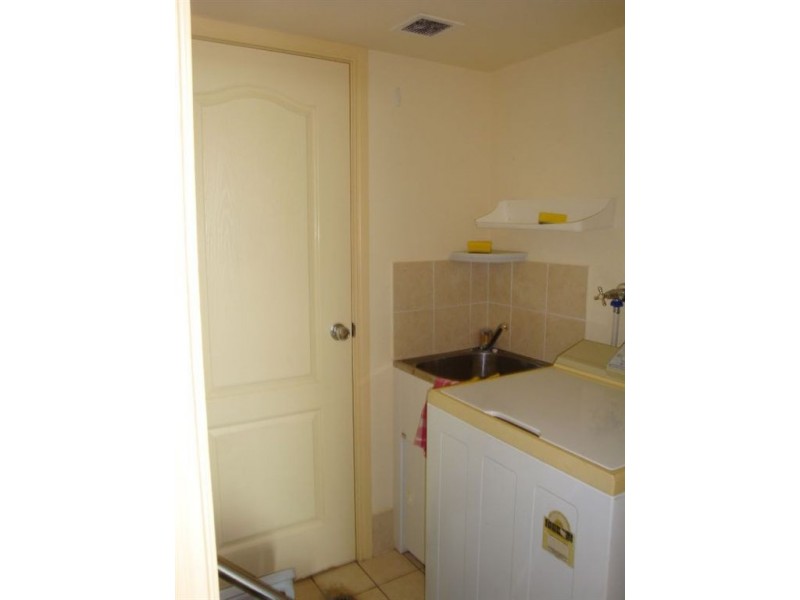 28/94-98 Prince Edward Parade, Scarborough QLD 4020