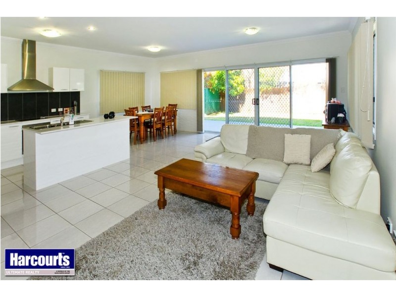 9 Garnet Street, Scarborough QLD 4020